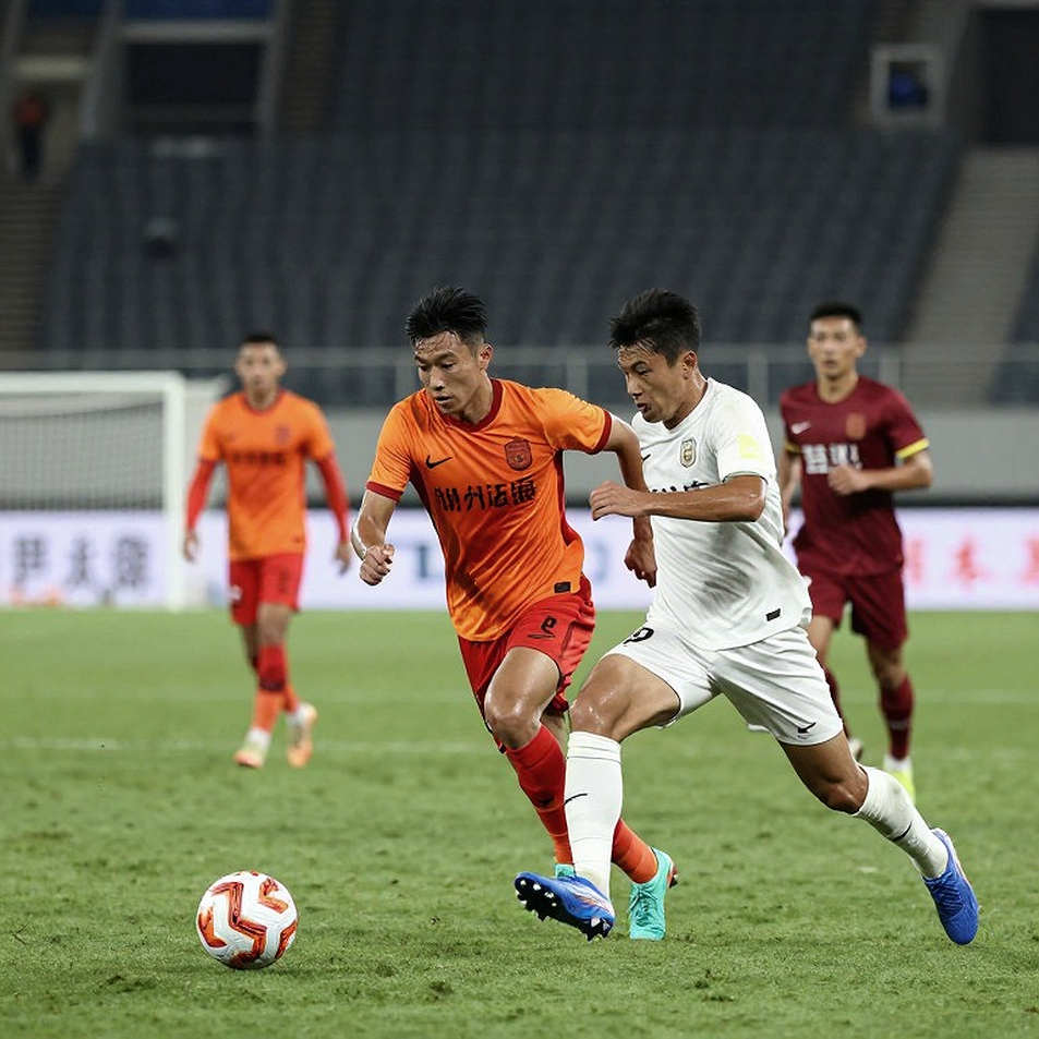 Derby Thủ Đô Và Nửa Nhịp Chạy Không Ai Để Ý: Khi Viettel Đặt Phòng Tuyến Trước Cơn Bão Sao Của CAHN